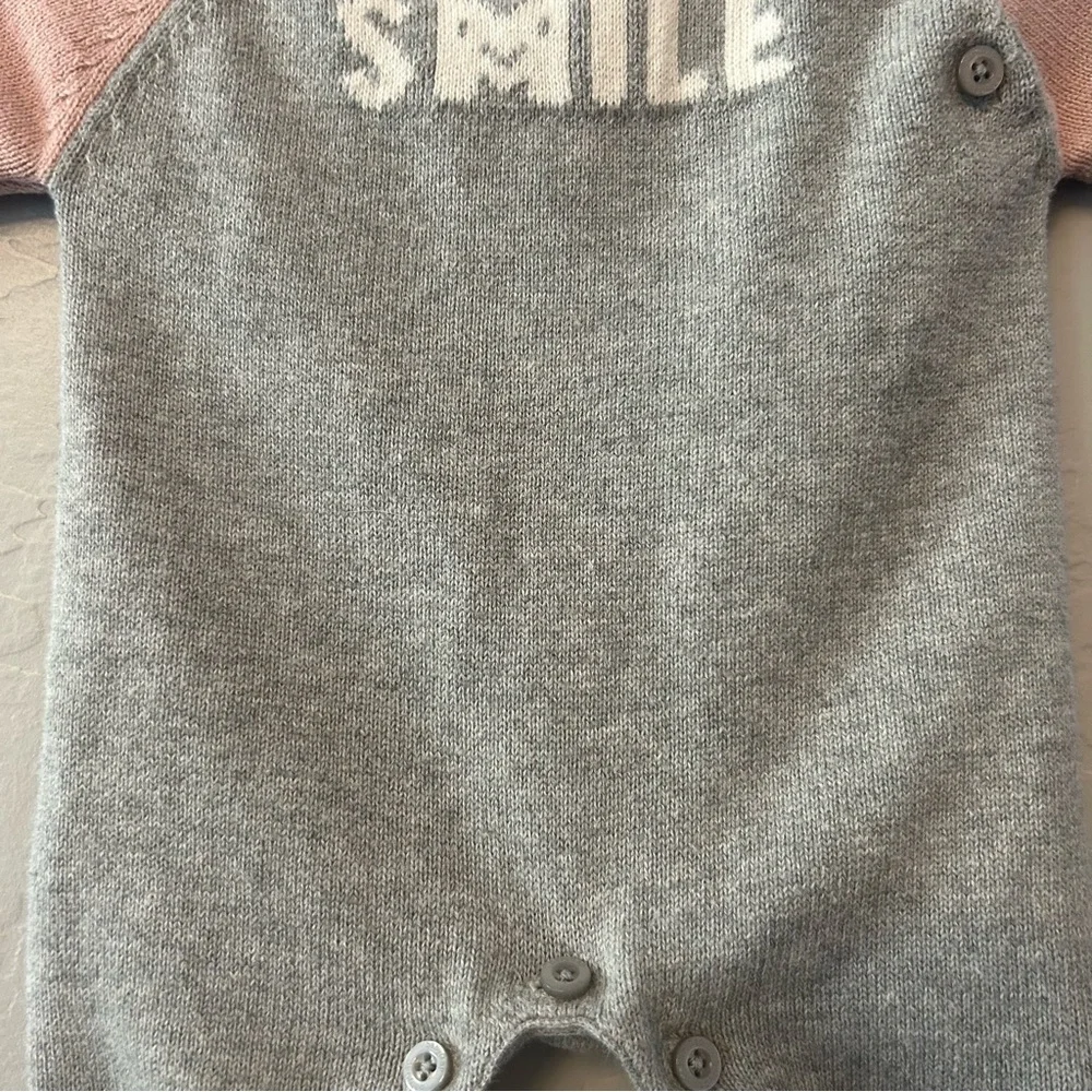 ⭐️Baby Gap gray pink and white smile sweater one piece outfit size newborn